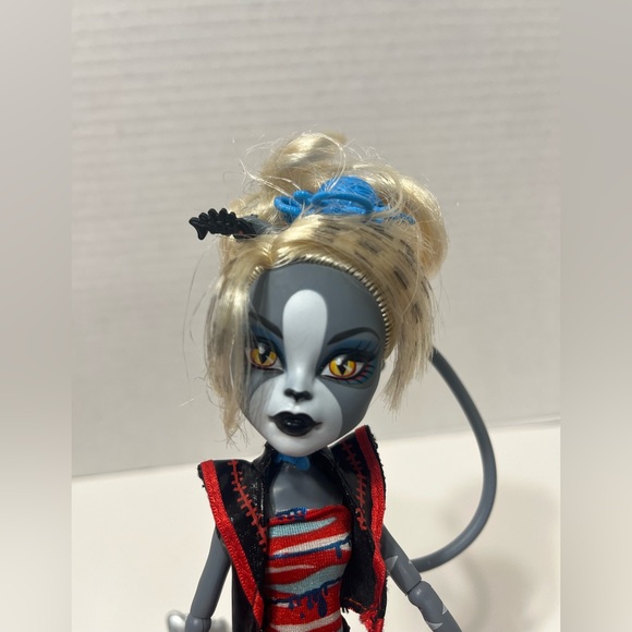 MONSTER HIGH Doll zombie shakes meowlody and Purrsephone werecat sisters dolls - Picture 10 of 13